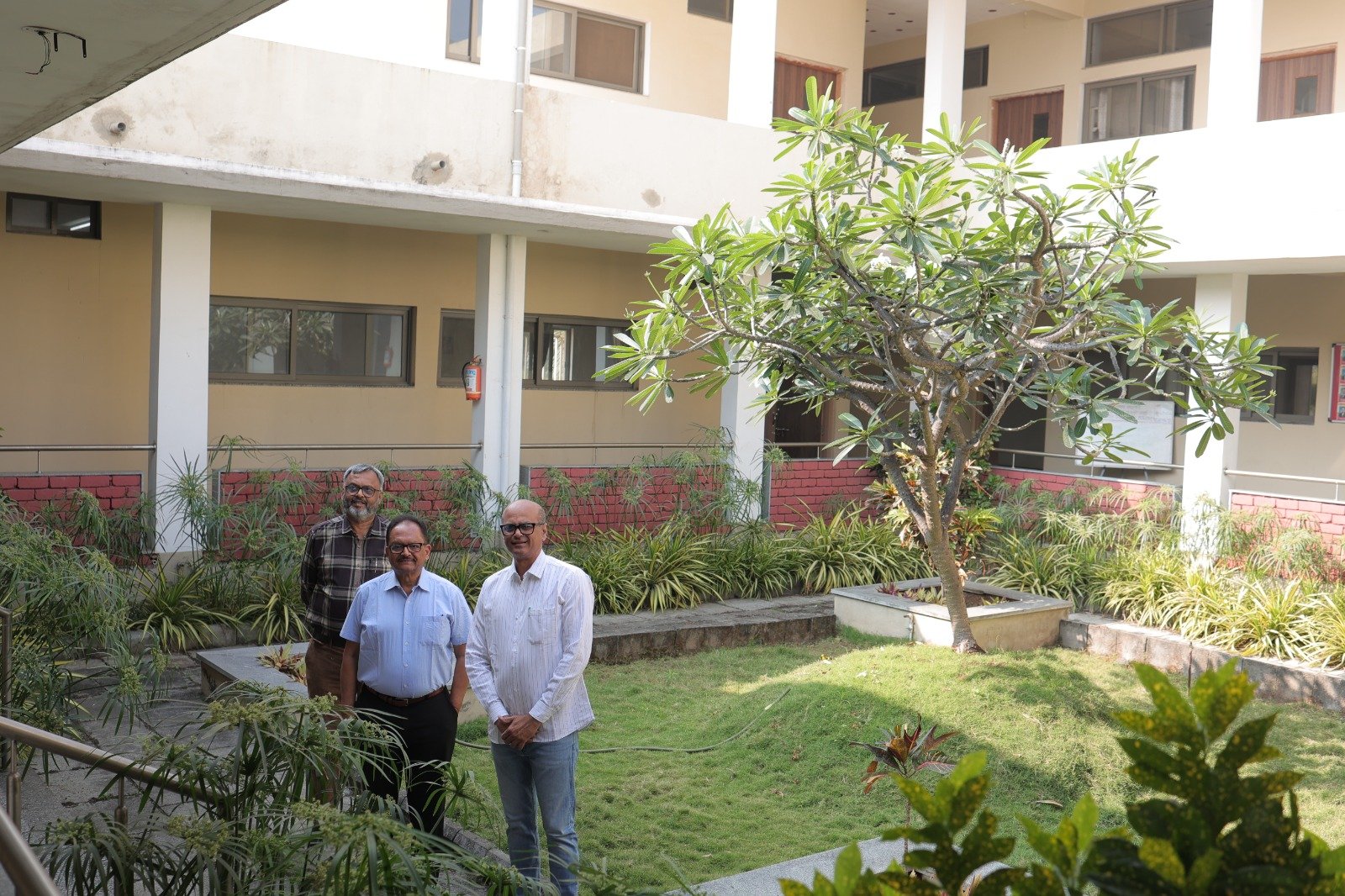 Animated Card Hover Effect Html & CSS